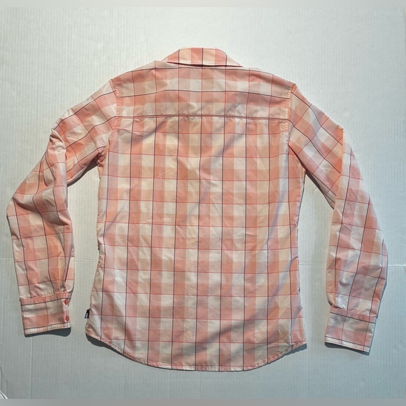 The North Face Long Sleeve Sunblocker Button Shirt Coral Plaid Pockets Women’s S - Picture 3 of 13